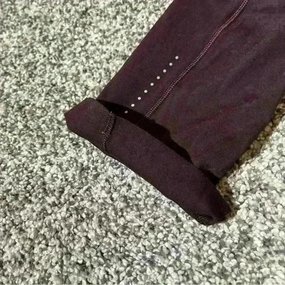 Lululemon Womens Fast Free Crop II *Nulux 19" Burgundy Color Size 2- W6AS5S - Picture 3 of 13
